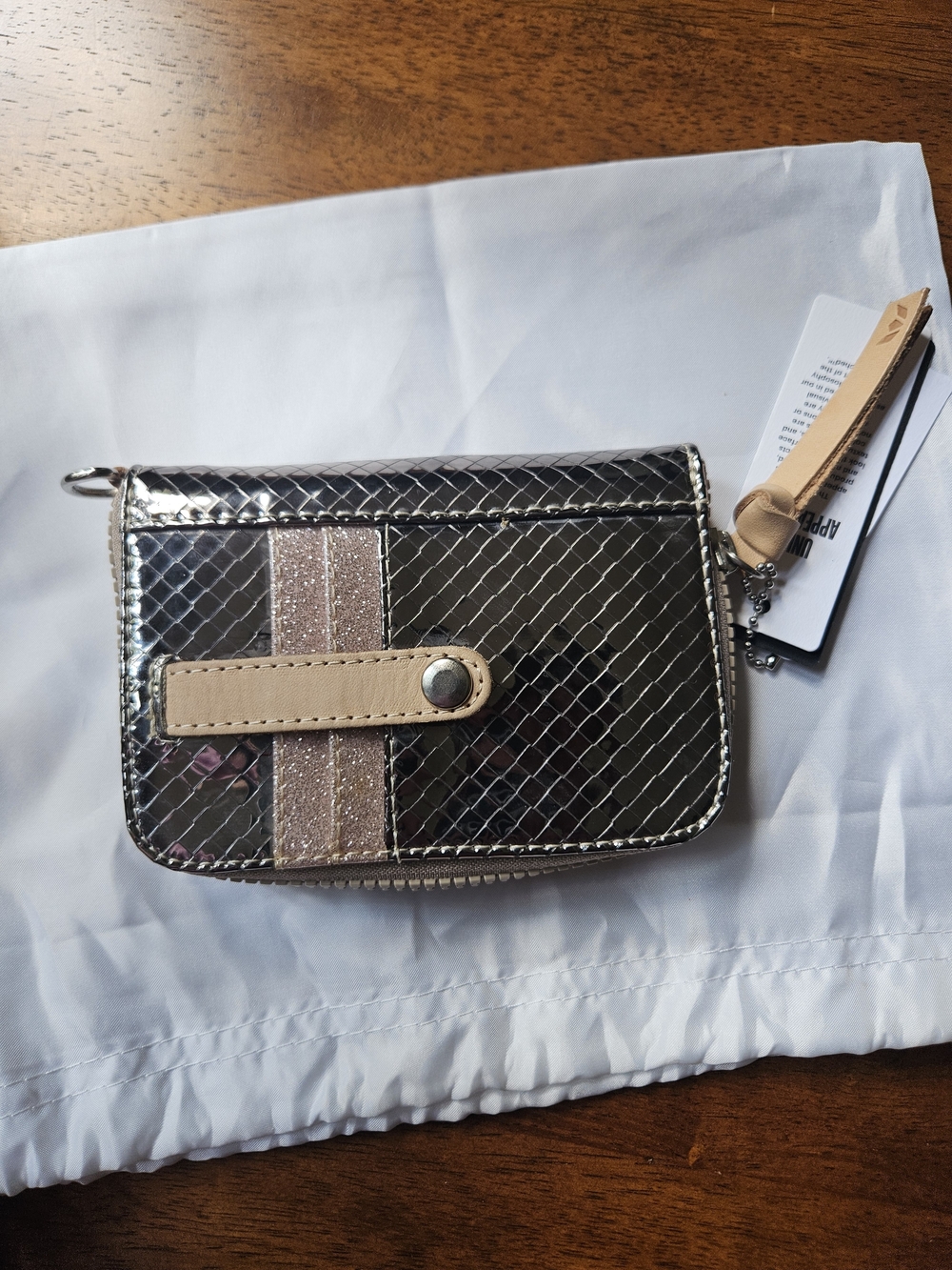 Consuela Zippy Wallet Kyle